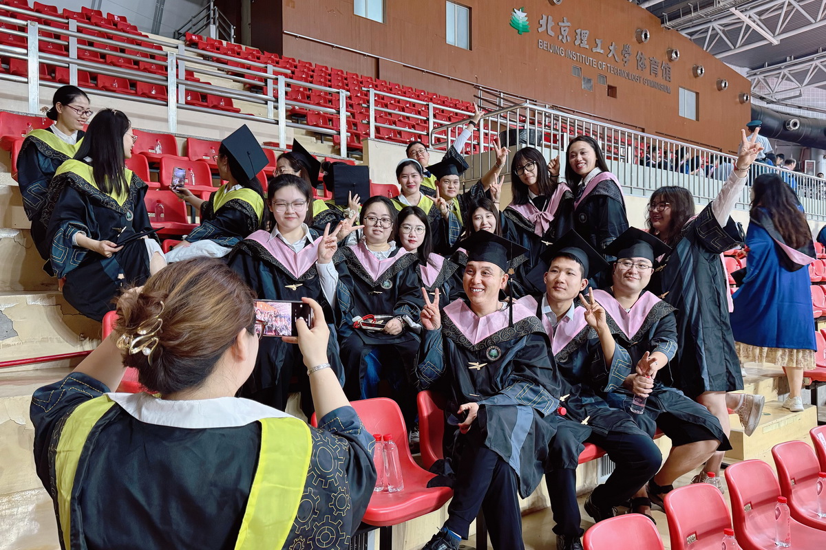 1719298344386098168.jpg 1719298344386098168.jpg